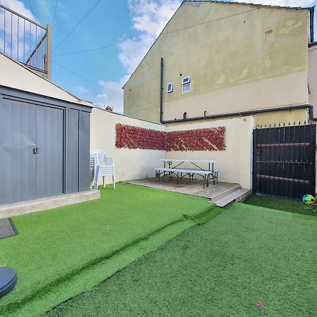 Dysa Crystal House Villa Blackpool Esterno foto