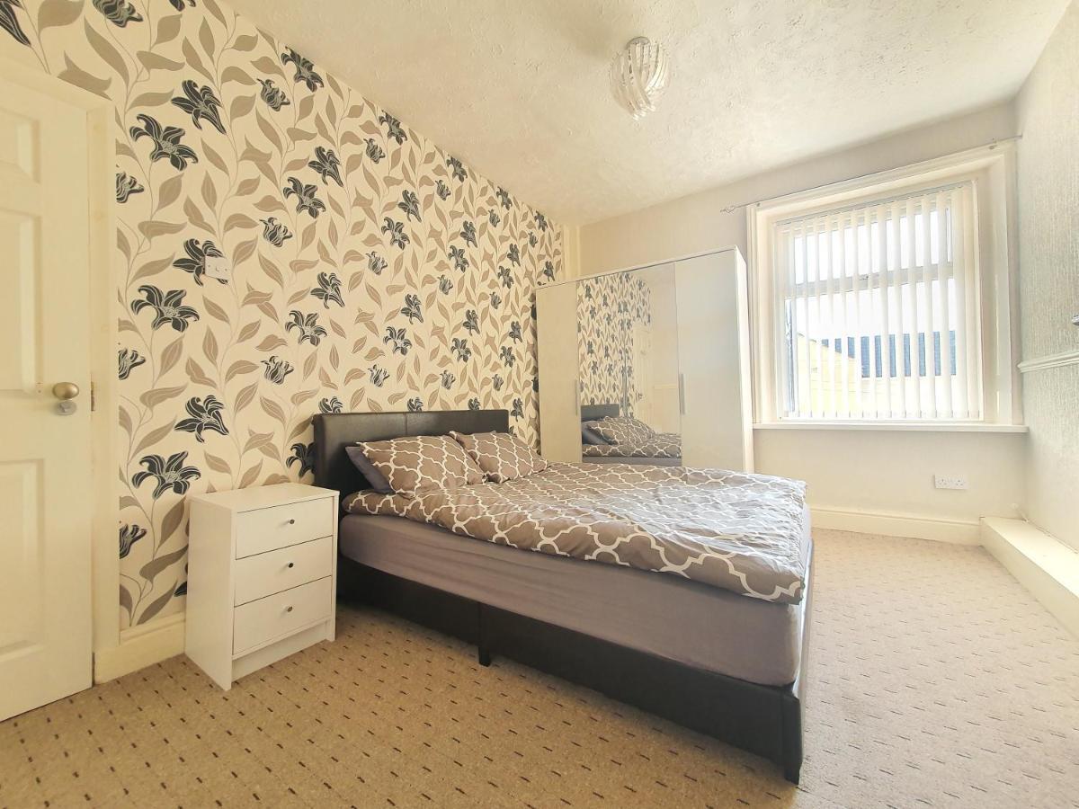 Dysa Crystal House Villa Blackpool Esterno foto