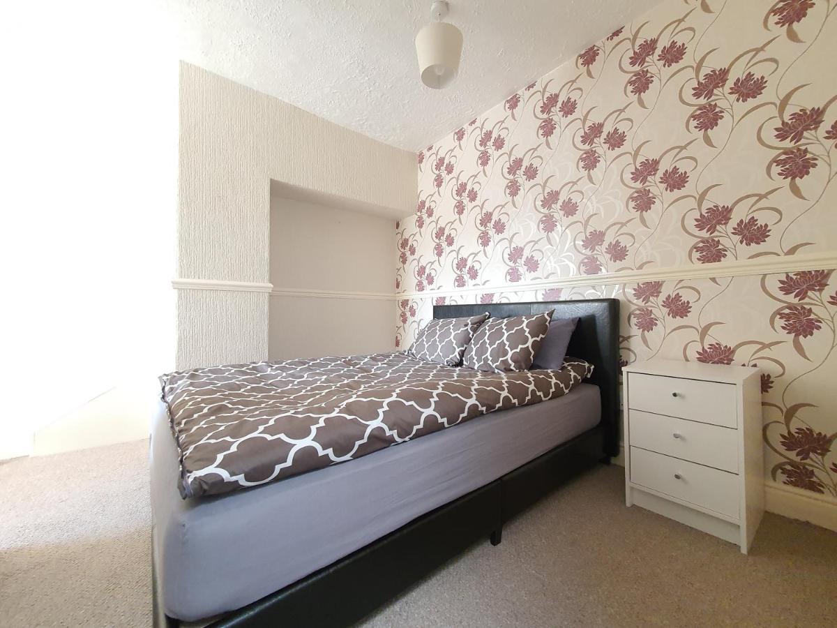 Dysa Crystal House Villa Blackpool Esterno foto